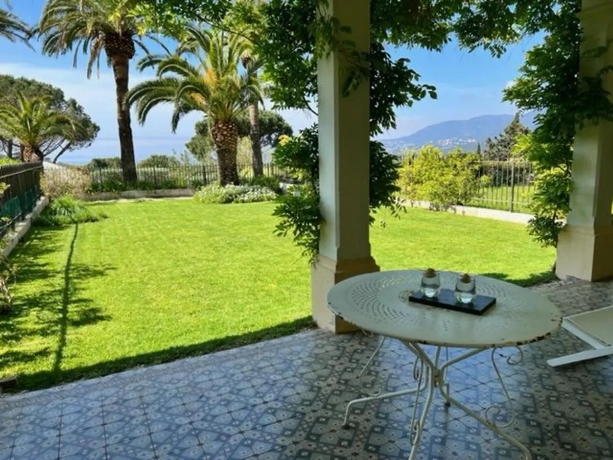 Splendide Appartement Avec Piscine Et Jardin Face A La Mer - Fr-1-726-2 La Croix-Valmer Apartment